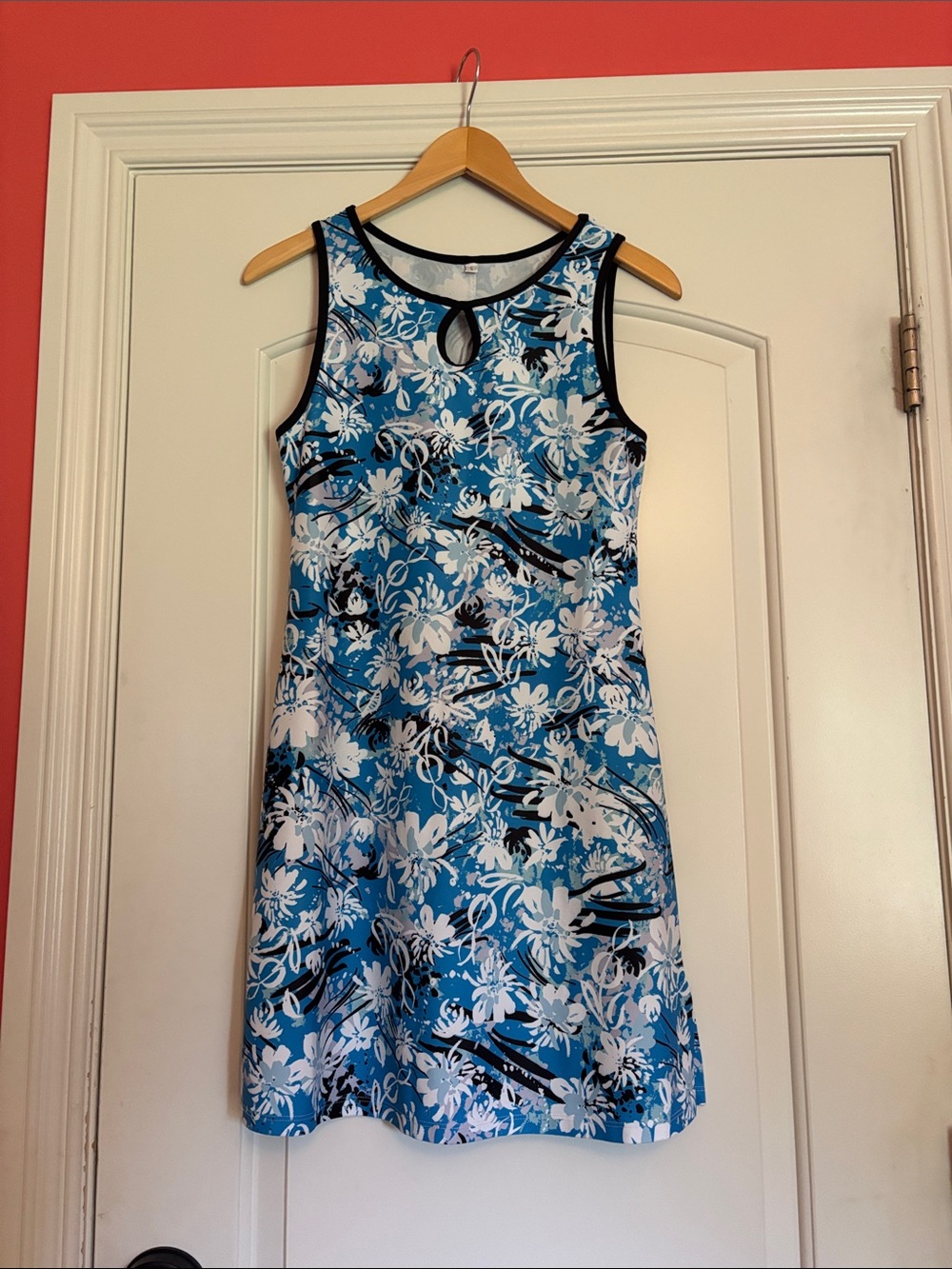 NUU MUU Small Sleeveless Blue Floral Shift Dress.